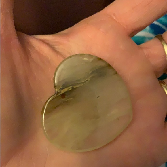 Natural stone heart 1.5” predrilled - Picture 3 of 3
